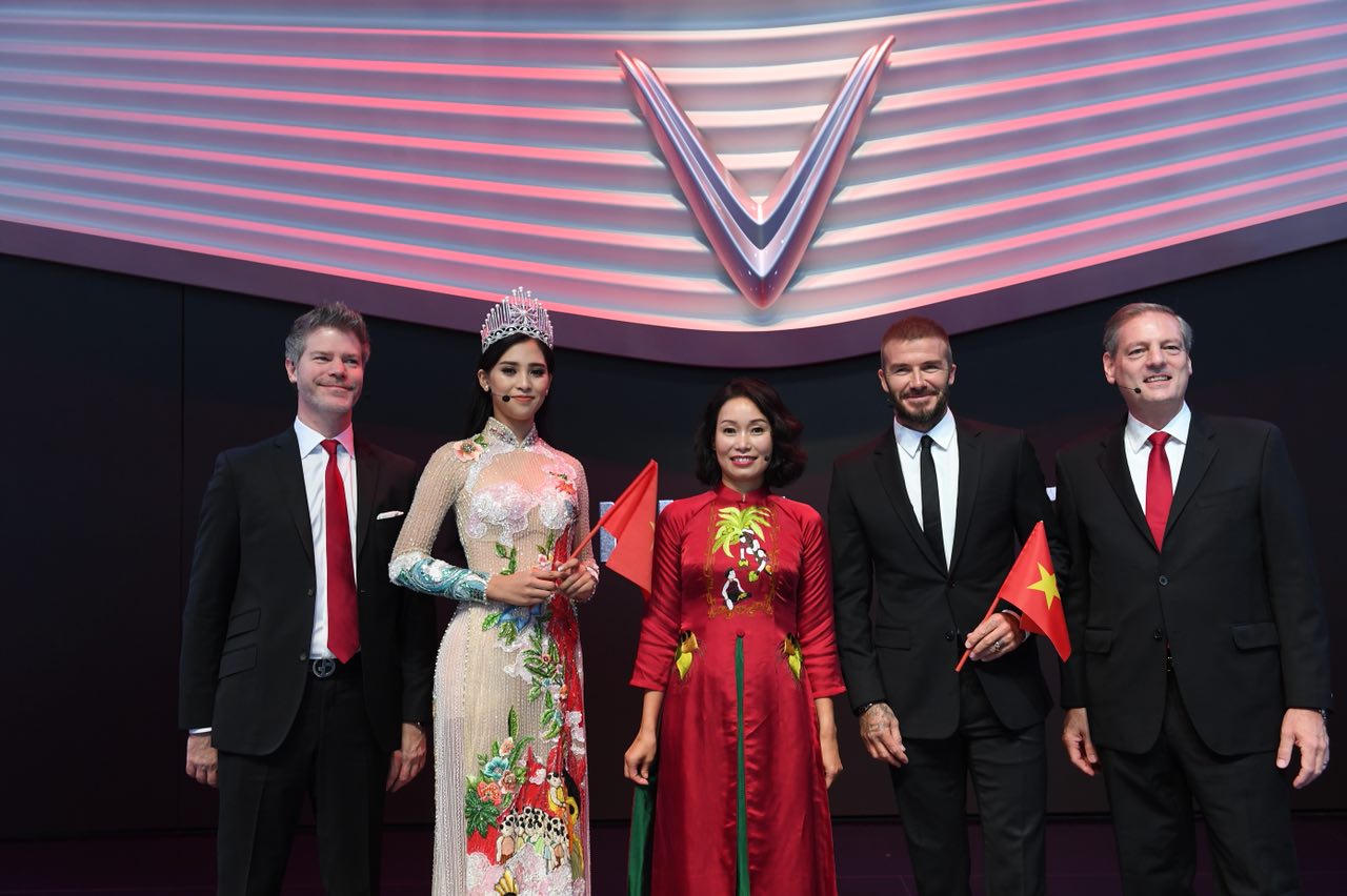 vinfast chinh thuc ra mat xe tai paris motor show 2018