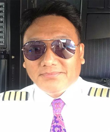 nguoi dan indonesia bat khoc khi nghe ke lai phut cuoi cua nhan vien khong luu anh hung