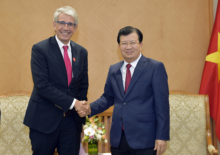 phap la doi tac kinh te quan trong cua hang dau viet nam o chau au