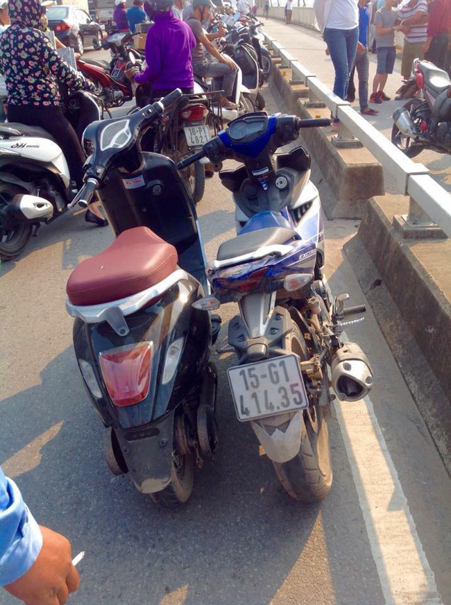 hai phong co gai bat luc nhin ban trai nhay xuong song cam tu tu