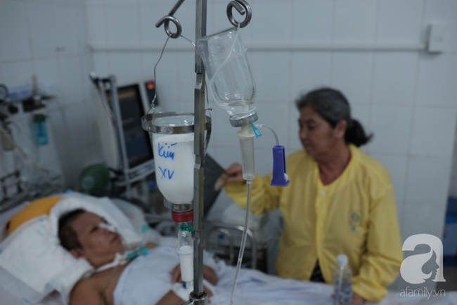 thuong tam me gia nuoi con gai bi container can qua nguoi de co tien chua tri toi o do suot doi cho nguoi ta cung duoc