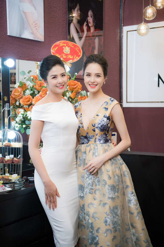 a hau hoang anh tiet lo ve cuoc song sau hon nhan khen me chong tam ly