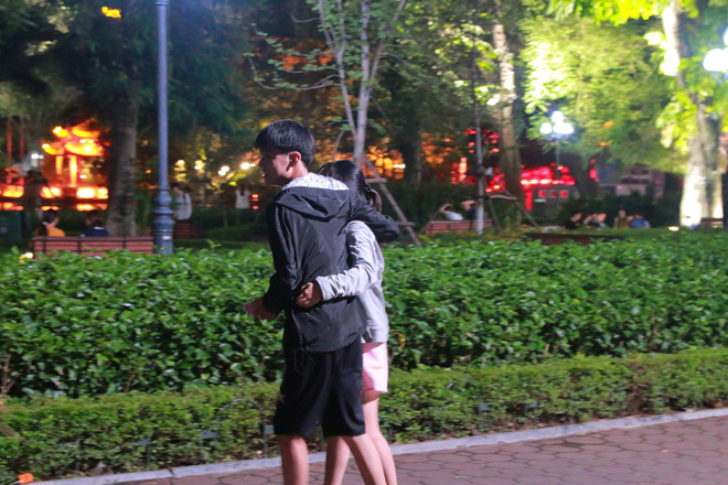 cu dan mang on gioi cuoi cung ha noi cung co gio mua lan nay lanh that roi