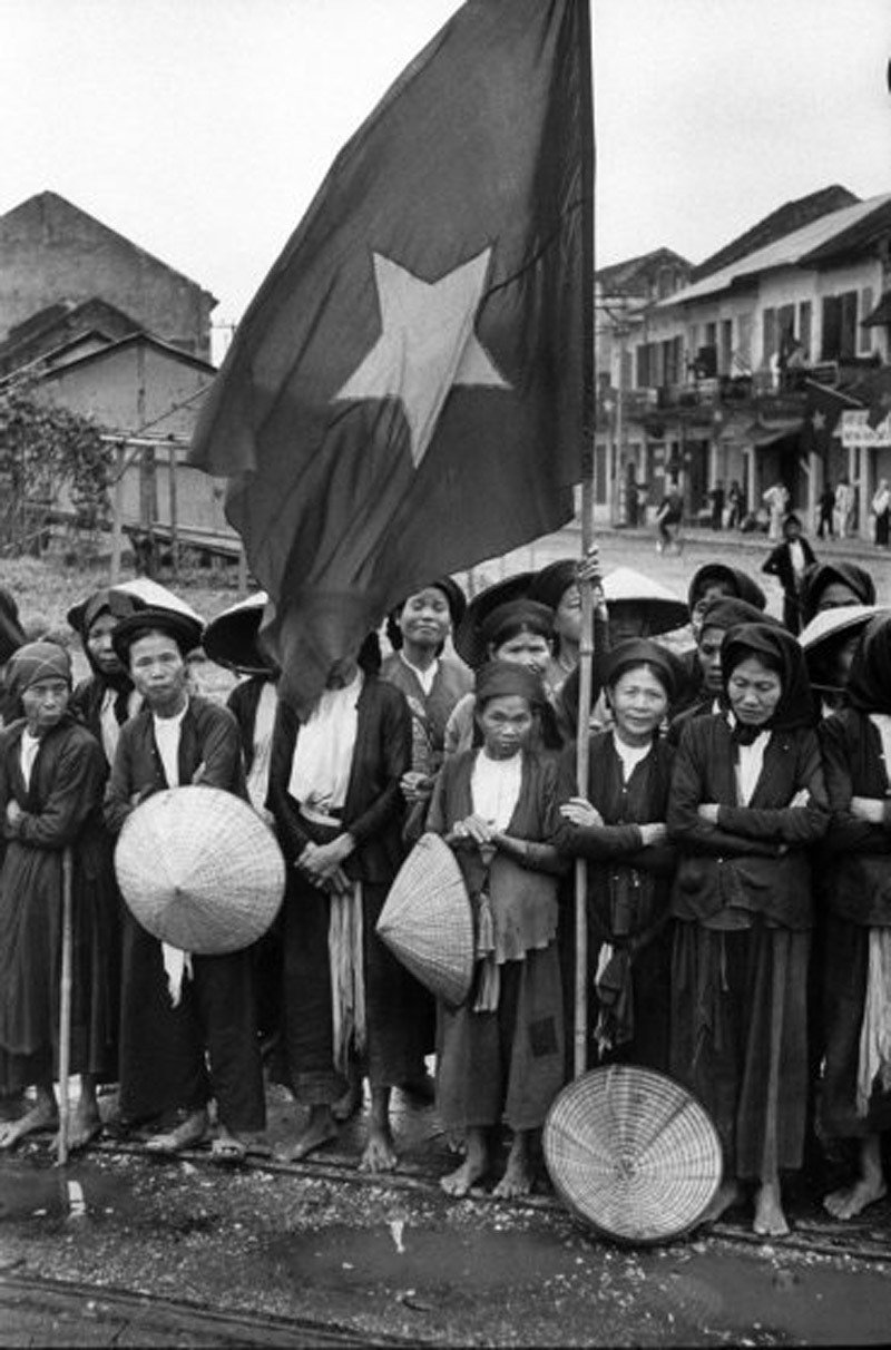 ngay giai phong thu do 64 nam truoc qua ong kinh nhiep anh gia nuoc ngoai