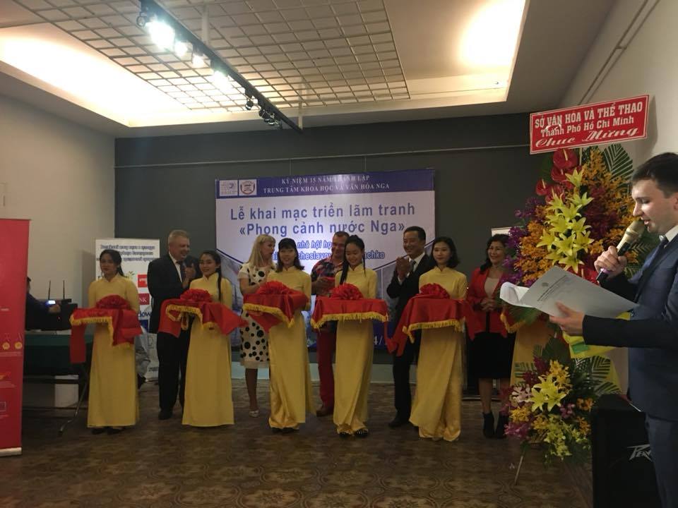 soi noi nhieu hoat dong nghe thuat dac sac mang am huong nuoc nga