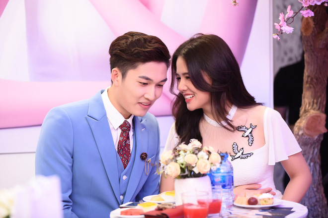 dien vien ghet thi yeu thoi sanh doi cung ban gai hon tuoi la me don than di su kien