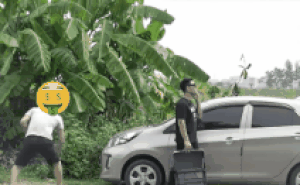 doan clip dan dung canh vu oan an cap dien thoai hon mot trieu luot xem bi chi trich gay gat