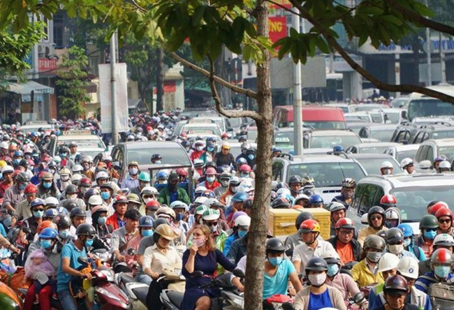 tphcm hien truong vu xe tai tong sap gian giao o ham thu thiem hang ngan phuong tien chon chan nhau tren duong
