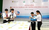 quy dariu trao gan 200 hoc bong cho hoc sinh co hoan canh kho khan tai vinh long