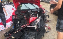 tuan hung phu nhan viec xo xat o quan bar