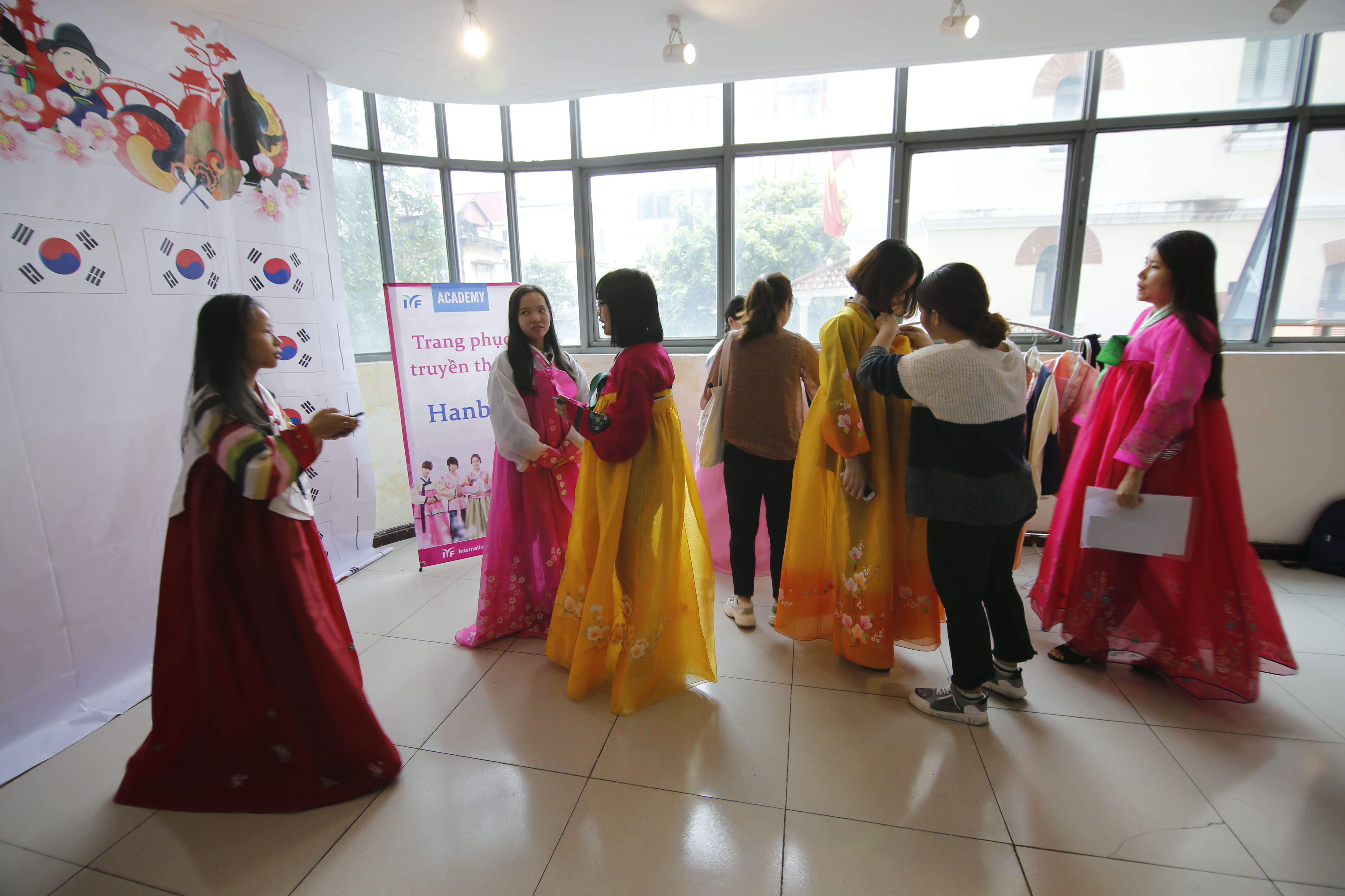 tung bung su kien giao luu van hoa viet han tai ha noi