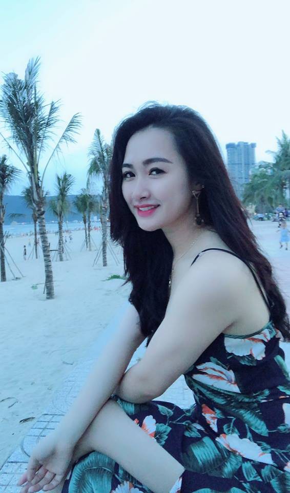 nhan sac xinh dep sang chanh cua co gai dan toc thai vua ket hon voi ha viet dung