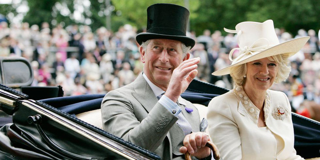 moi tinh 48 nam day thi phi cua thai tu charles va ba camilla tuong vien man nhung lai co ket cuc cay dang khong ngo