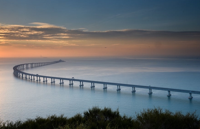 trung quoc khanh thanh cau vuot bien dai nhat the gioi