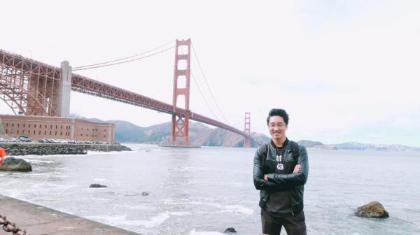 cuoc song doi thuong phong phu cua giao su pokemon dam me vi khuan nguyen viet hung tung dat ielts 90 la dai dien nguoi viet duy nhat tham gia hoi nghi vi sinh lon nhat the gioi