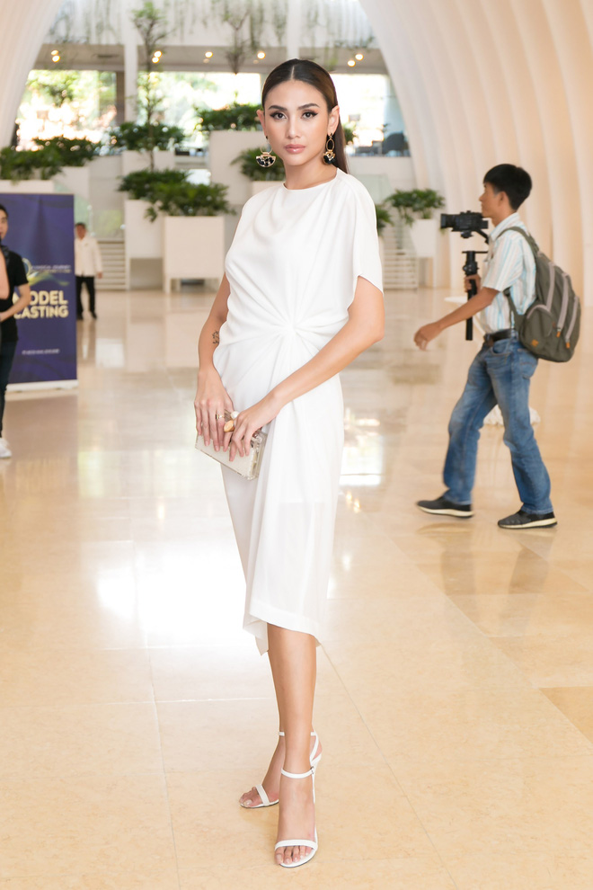 vo hoang yen len tieng ve tin don cach mat dan chi thanh hang