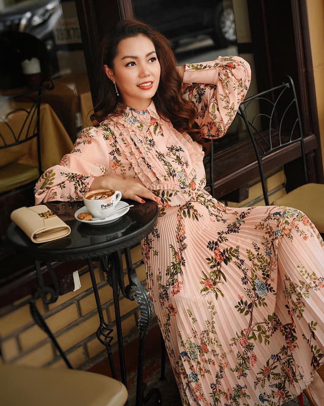 ca si ngoc anh ca khuc nhu loi don on hop thi truong mv la kha vua van voi bao anh