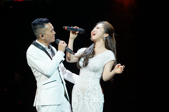 huong tram da xoay tinh truong cua tu dua