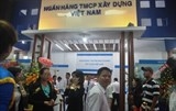 khoi to 16 can bo ngan hang thuong mai co phan xay dung viet nam