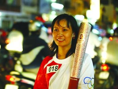 nu anh hung chau a ngay ay va bay gio