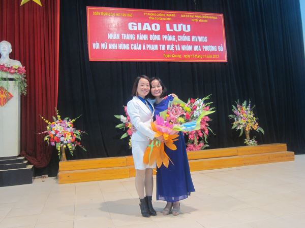 nu anh hung chau a ngay ay va bay gio