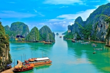 hanh trinh 247 3 dia danh viet nam lot top 10 diem den dep nhat dna