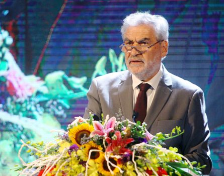 yen bai val de marne phap tang cuong tinh doan ket huu nghi hai tinh