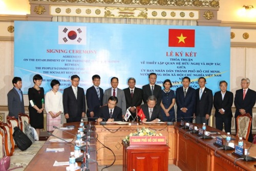 tphcm va seoul ky thoa thuan ve thiet lap quan he huu nghi va hop tac