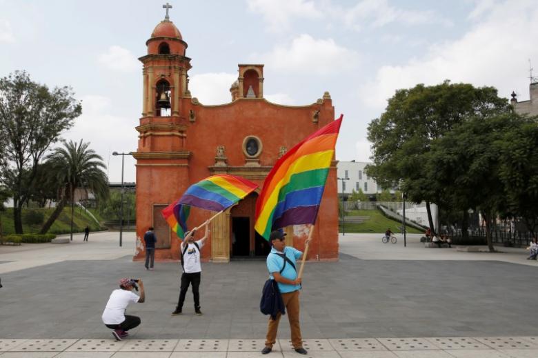 hon nhan dong gioi van chua duoc hop phap hoa o mexico