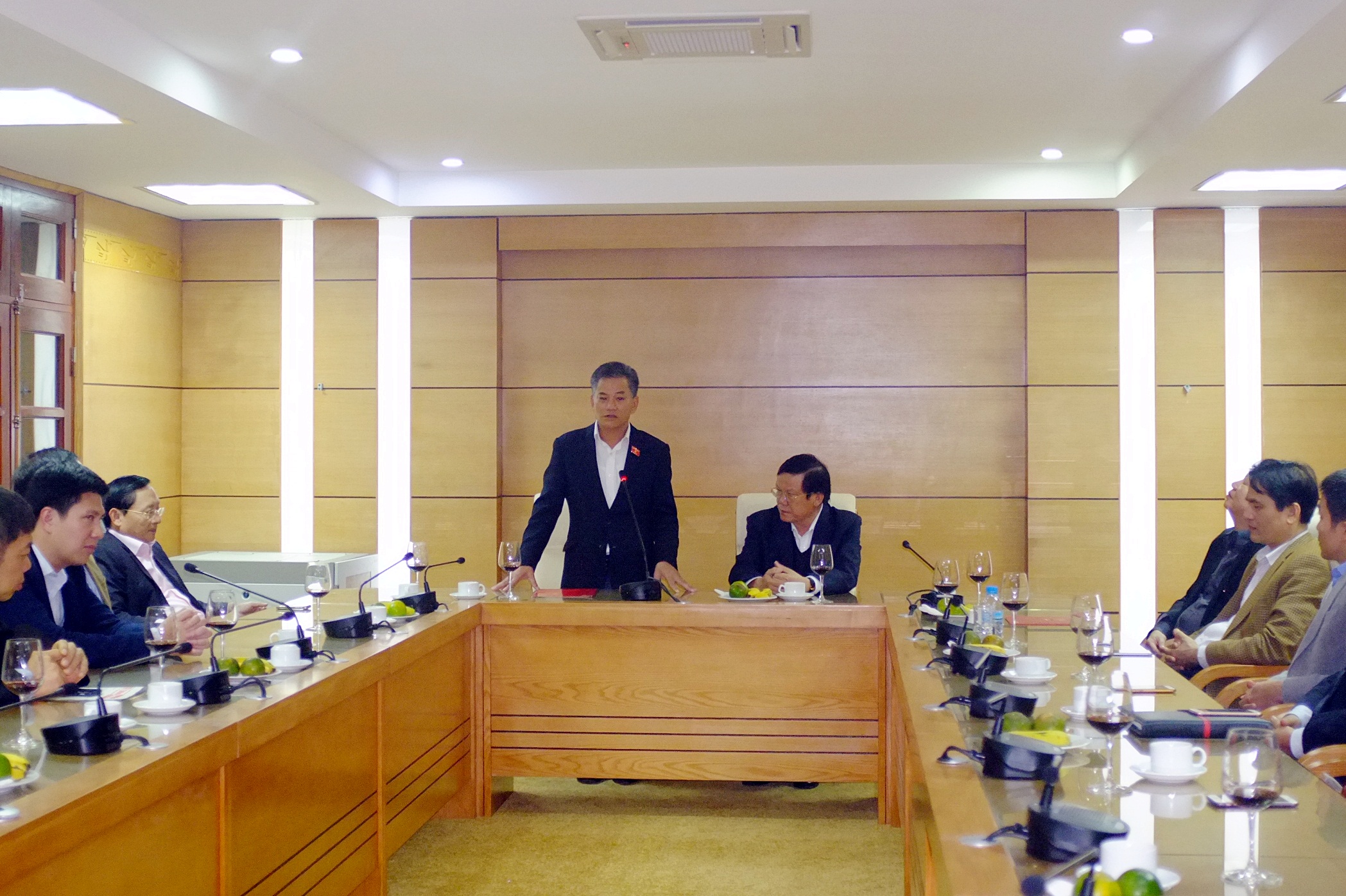 ong don tuan phong duoc giao phu trach dang doan lien hiep cac to chuc huu nghi viet nam