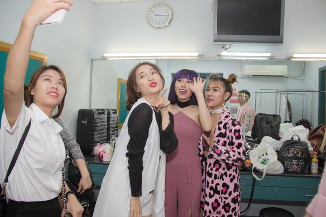 nha phuong tu tay trang diem cho huyen sambi
