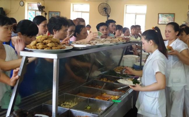 3 can tin benh vien bi phat vi khong dam bao an toan thuc pham