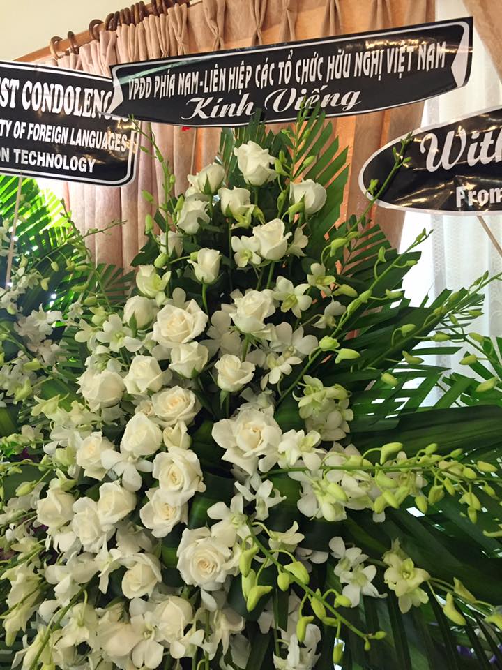 dai dien van phong phia nam cua vufo vieng lanh tu fidel castro tai tong lanh su quan cuba