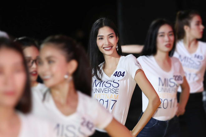 lo dien cac thi sinh con cung cua hoa hau hoan vu viet nam 2017