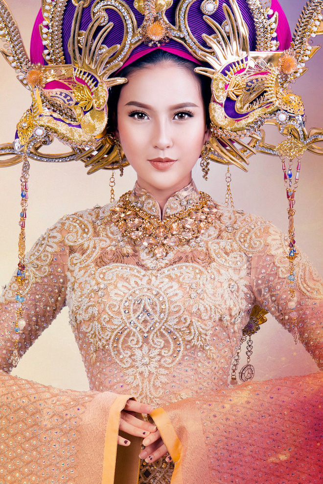 hoa khoi khanh ngan long lay trong trang phuc dan toc o miss globe 2017