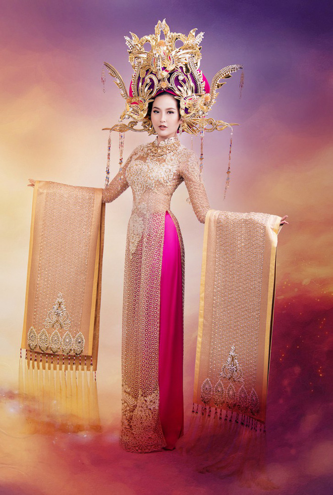 hoa khoi khanh ngan long lay trong trang phuc dan toc o miss globe 2017