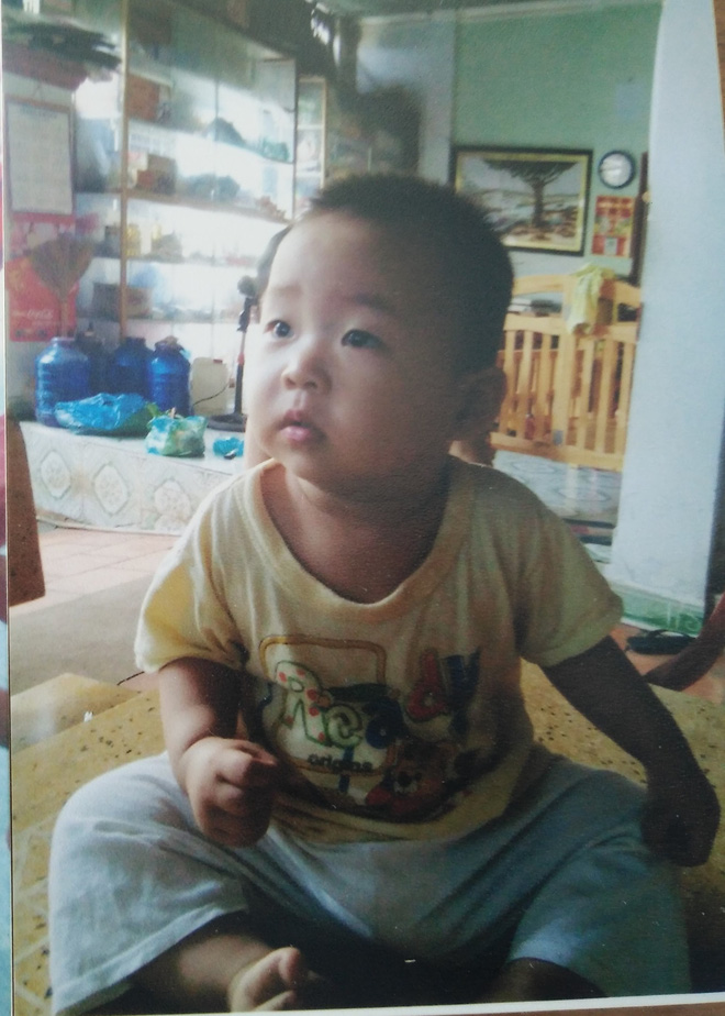 chong bat chap phap luat khong cho vo nuoi con trai 7 thang tuoi co ay bi than kinh toi khong the giao con duoc