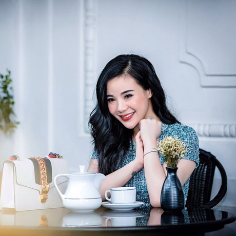 truoc khi phat hien lo hang 11 ty khong ro nguon goc cong ty cua ba chu thu trang tung bi tieu huy 293 my pham nhap lau