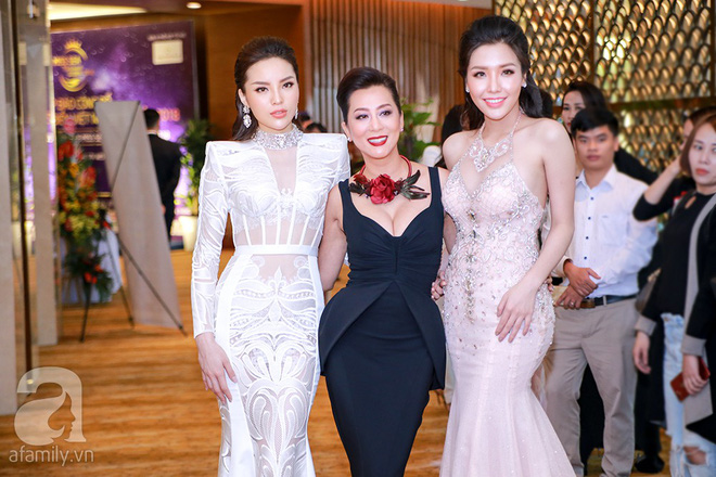 hoa hau ky duyen lan dau do sac cung dan chi ky duyen