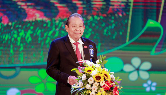 tuyen duong 161 hoc sinh sinh vien dan toc thieu so tieu bieu