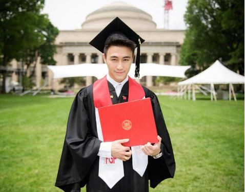 sieu mau victorias secret duoc thieu gia giau nhat macau cong khai to tinh