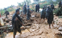 tang cuong them 50 cong binh tu da nang vao tim kiem 4 cong nhan thuy dien o quang nam bi vui lap