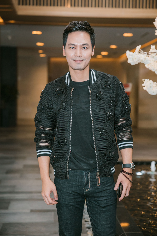 gay xon xao vi lam giam khao hoa hau tham my phan anh noi vo toi co phau thuat toi cung ung ho