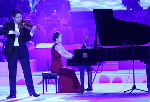 chuong trinh nghe thuat tinh khuc bach duong tinh yeu nuoc nga tuyet dep