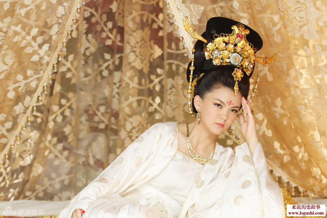 hoang hau xinh dep ma vo dao bac nhat trung hoa xua vu oan em gai de cuop ngoi ngoai tinh voi thai giam ham hai vua