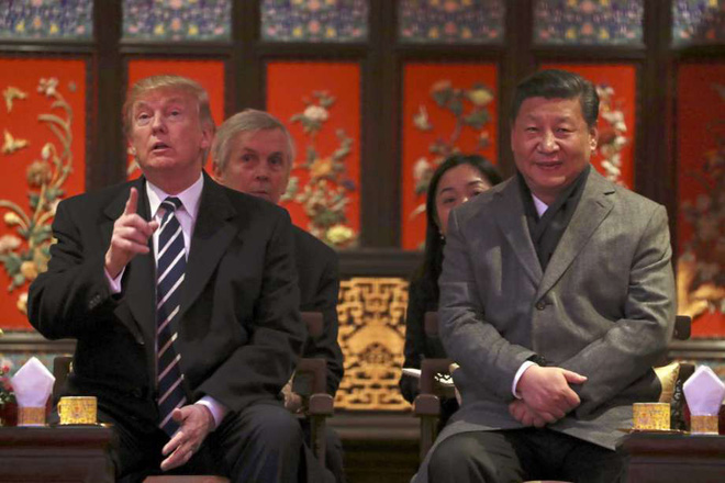 mot ngay ban ron cua tong thong trump tham quan tu cam thanh thuong thuc kinh kich