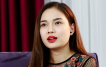giang hong ngoc tung thoat chet sau khi nhay tu lau 2 de tron ke thu