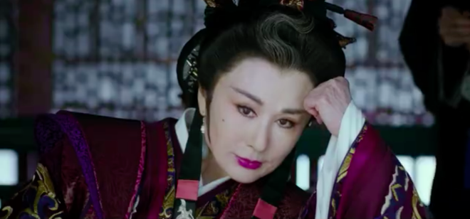 fan nao loan vi canh pham bang bang bi cuong hiep trong thang thien ha