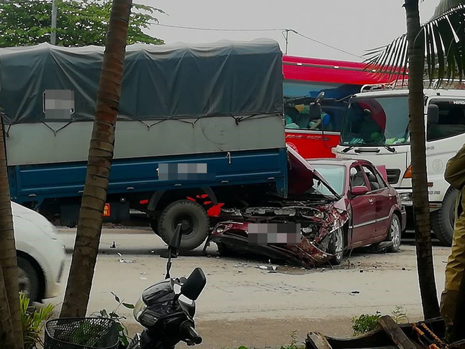 hinh anh vu tai nan o bac ninh khien nguoi chung kien hoang hot