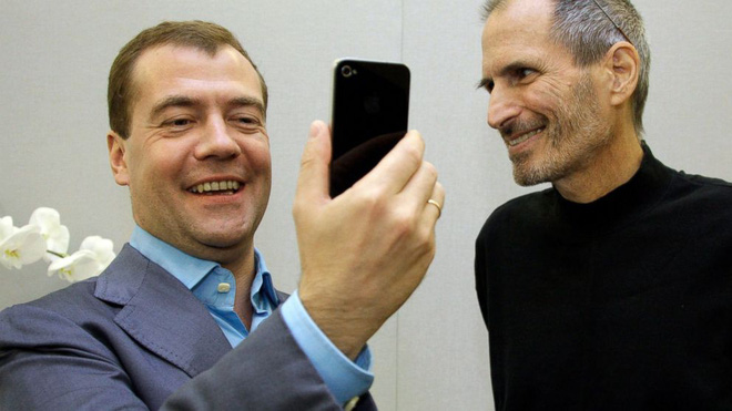 tu nam 12 tuoi steve jobs da tu minh xin viec o hp va cung tu do ong biet lam the nao de luon co thu minh muon
